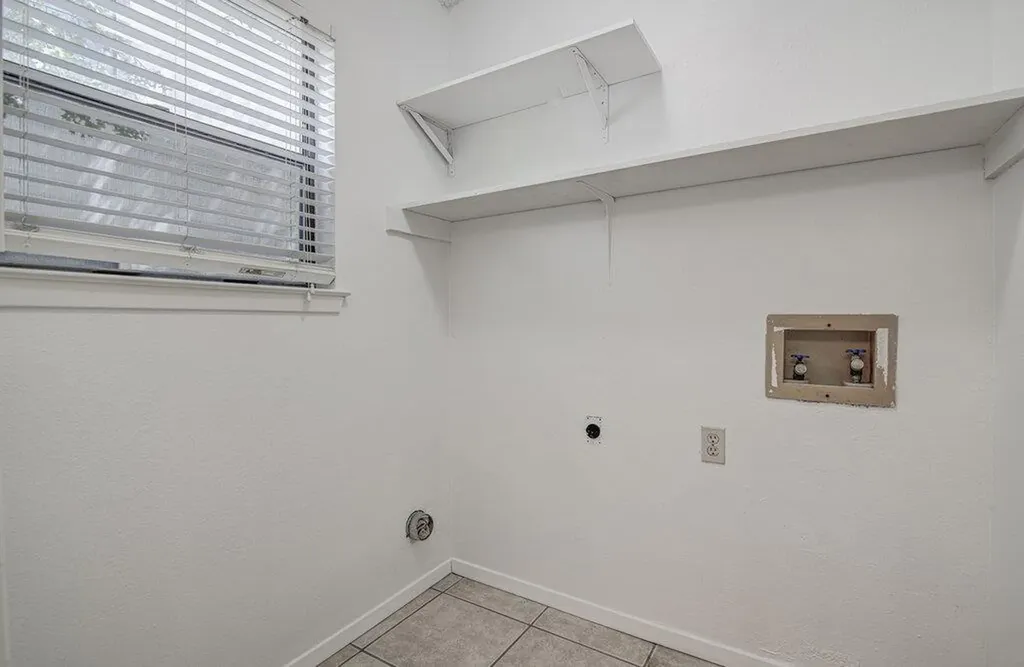 3560 Ranch Road 2222 Austin TX 78731