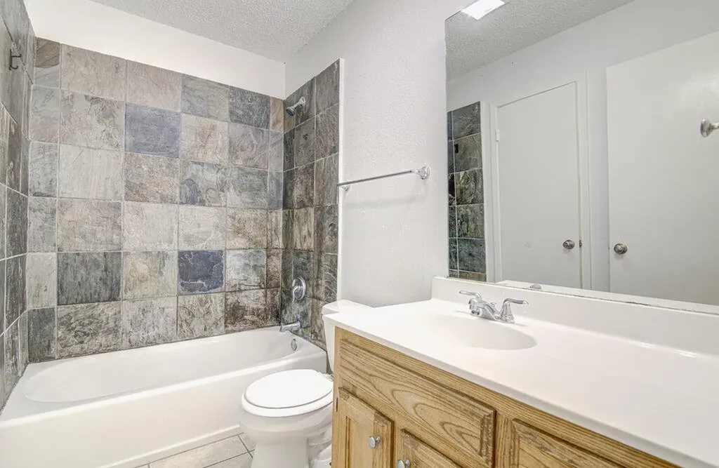 3560 Ranch Road 2222 Austin TX 78731