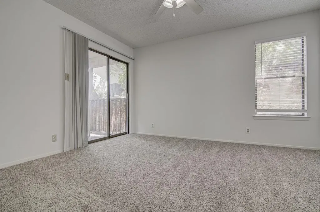 3560 Ranch Road 2222 Austin TX 78731