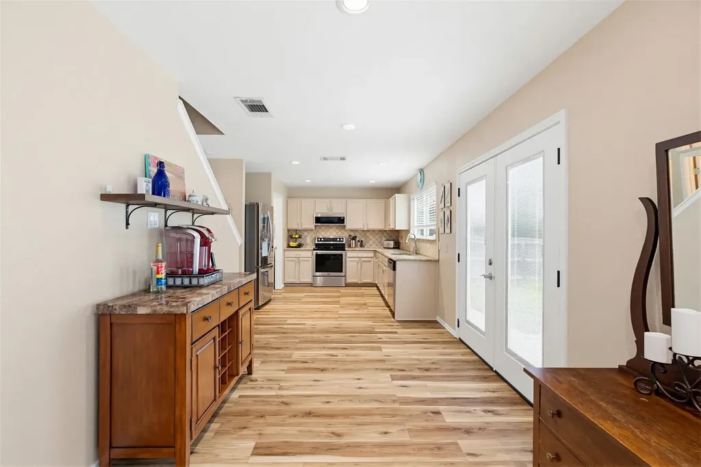 369 S Kates Cove Buda TX 78610