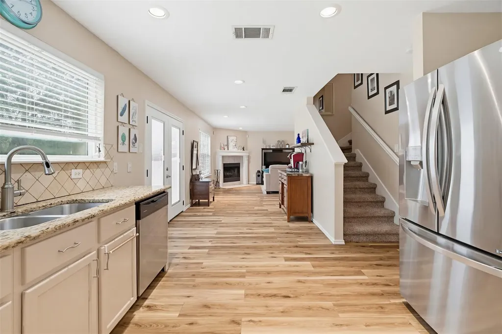 369 S Kates Cove Buda TX 78610