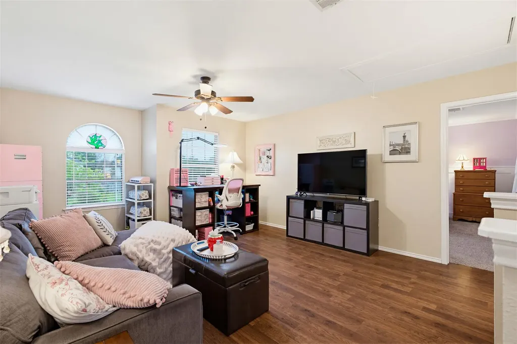 369 S Kates Cove Buda TX 78610