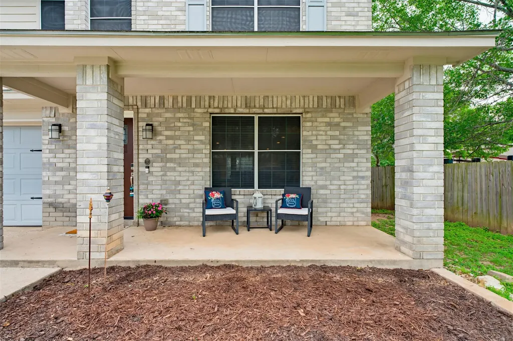 369 S Kates Cove Buda TX 78610