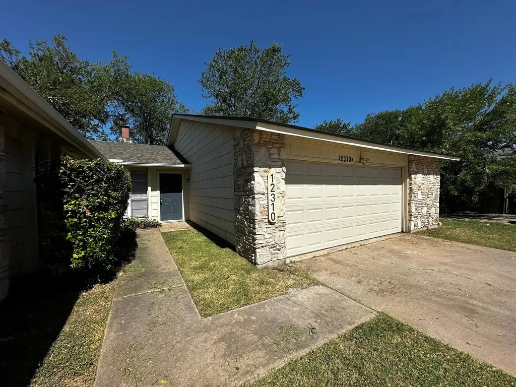 12310 Willow Wild Drive Austin TX 78758