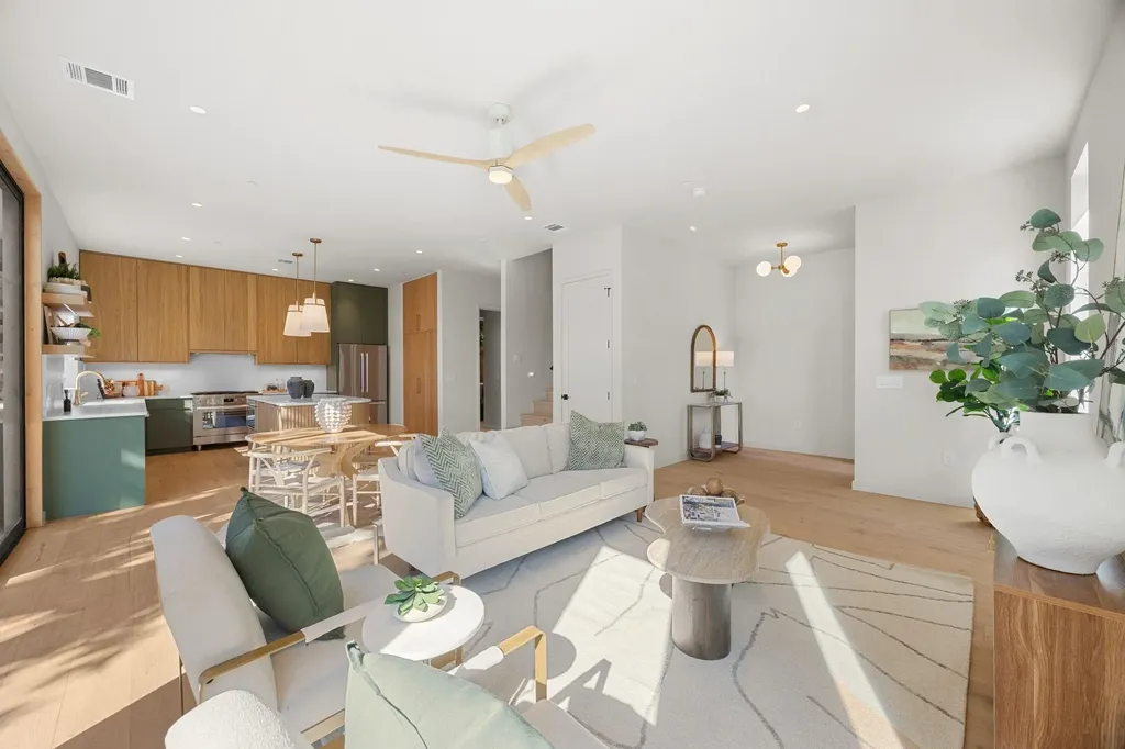 1175 Navasota Street Austin TX 78702