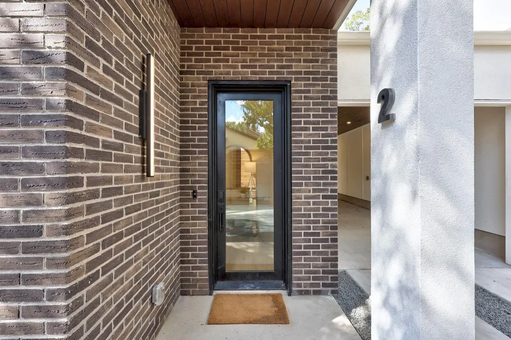 1175 Navasota Street Austin TX 78702