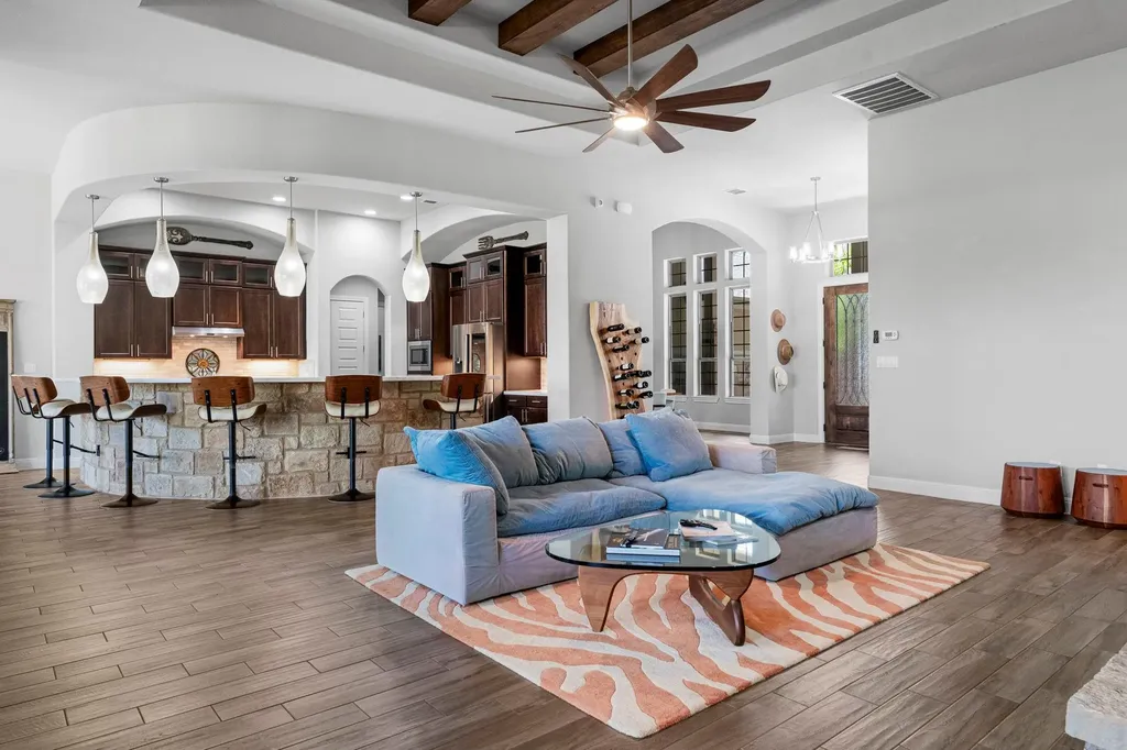 9709 Avion Cove Dripping Springs TX 78620