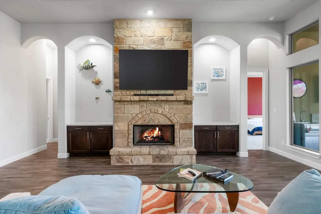 9709 Avion Cove Dripping Springs TX 78620