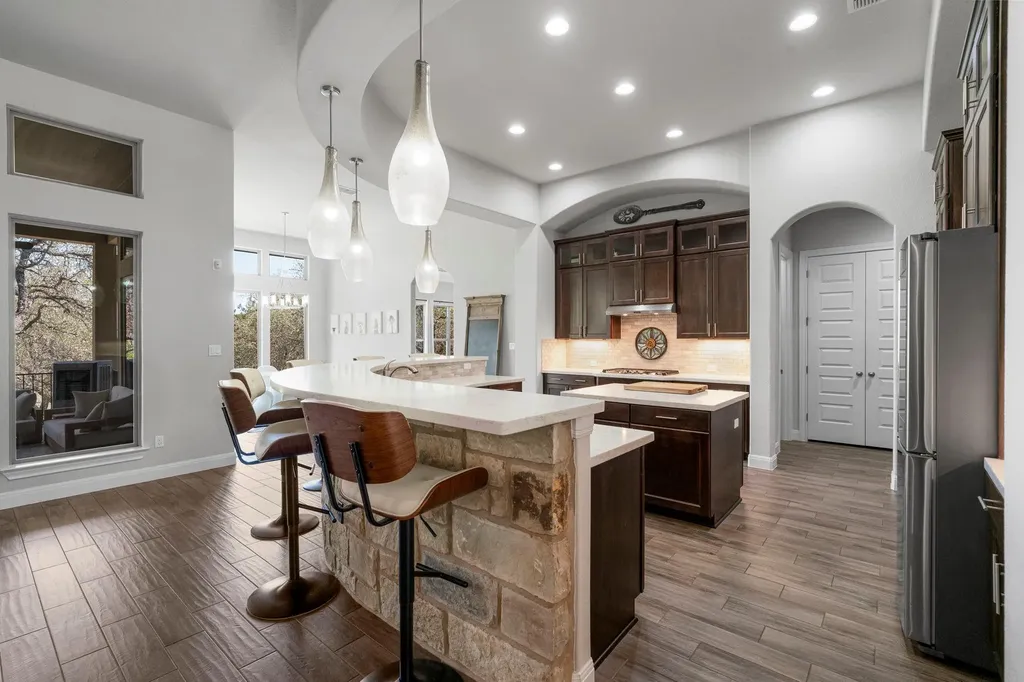 9709 Avion Cove Dripping Springs TX 78620