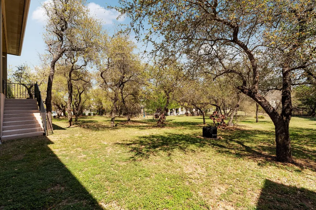 9709 Avion Cove Dripping Springs TX 78620