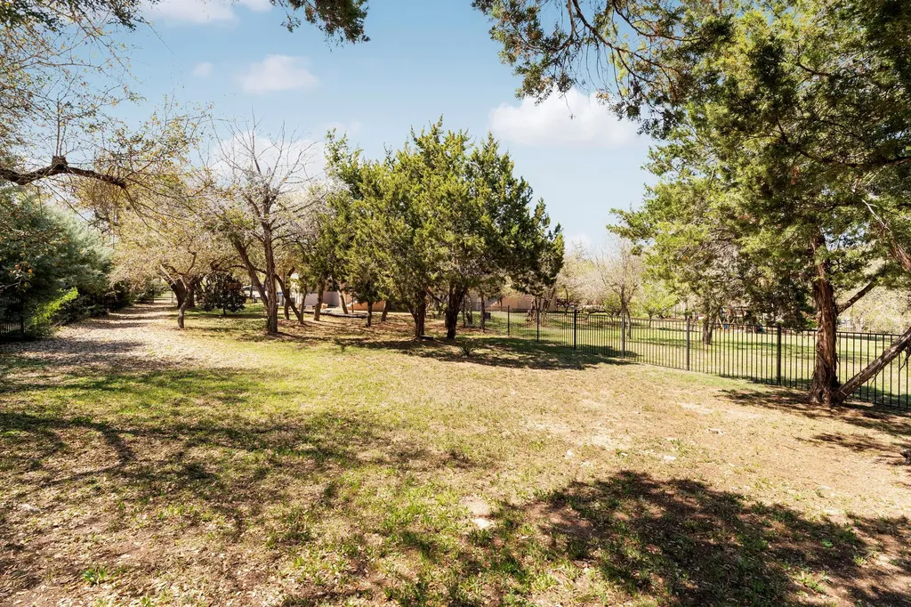 9709 Avion Cove Dripping Springs TX 78620