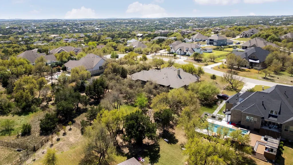 9709 Avion Cove Dripping Springs TX 78620