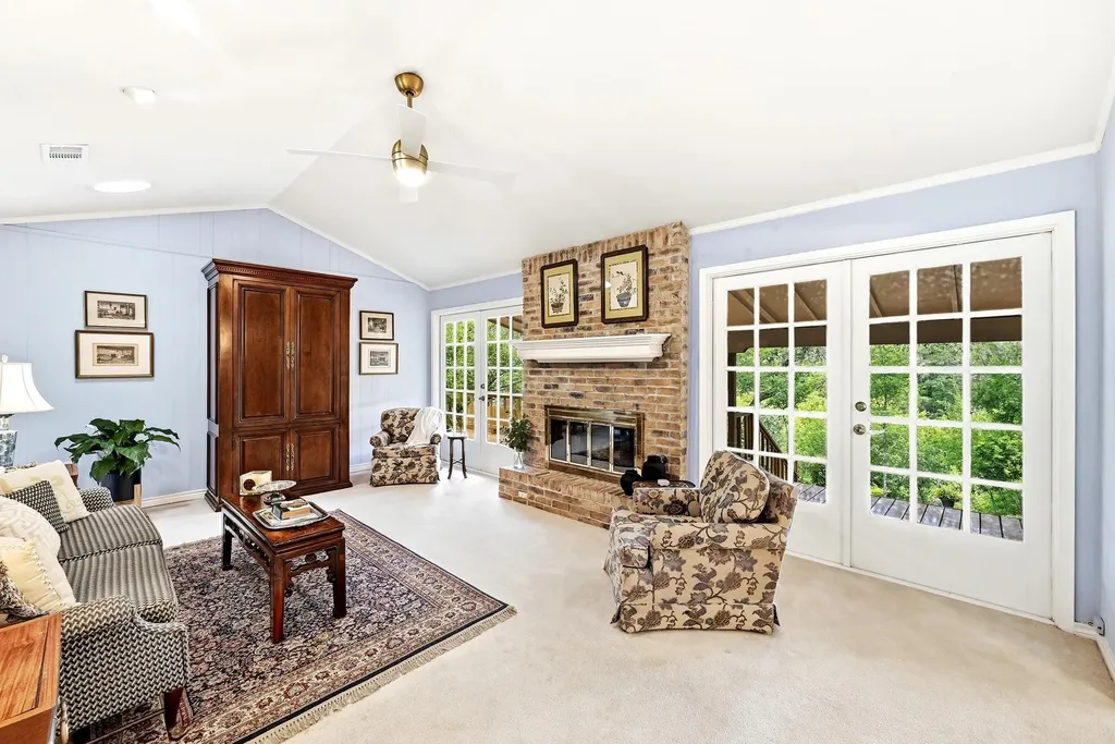 2500 Forest Bend Drive Austin TX 78704