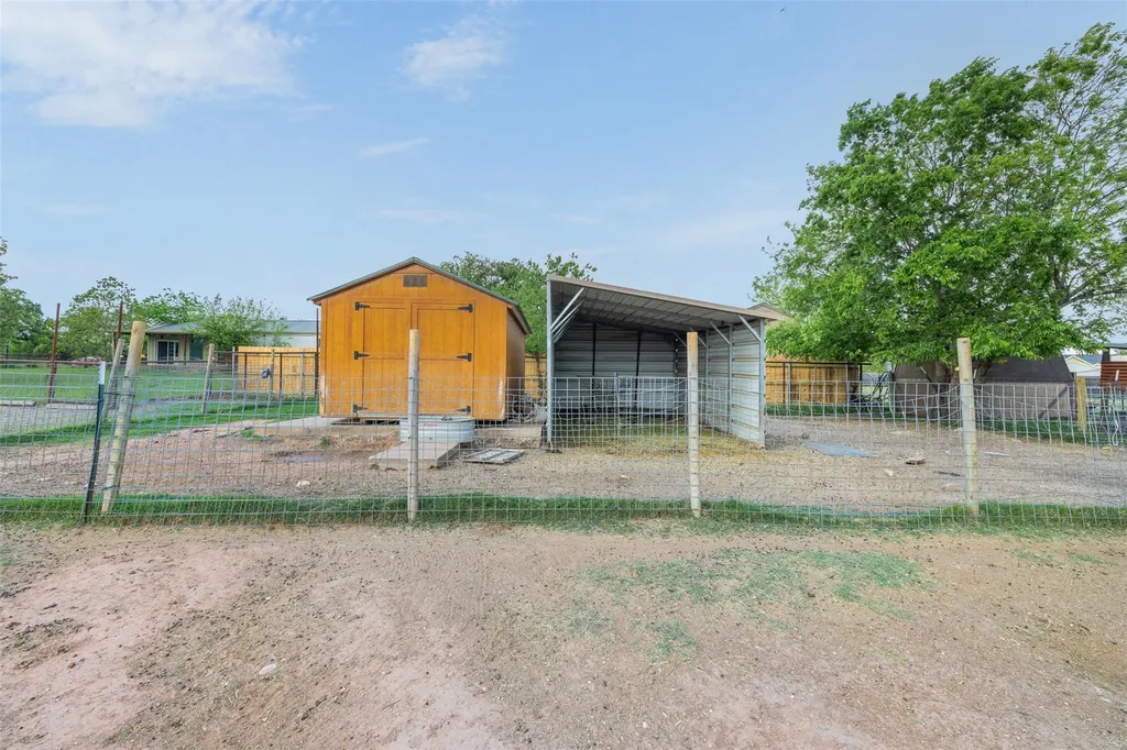 203 Saffles Road Waco TX 76706