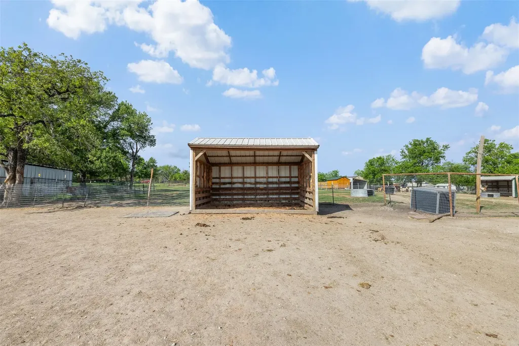 203 Saffles Road Waco TX 76706