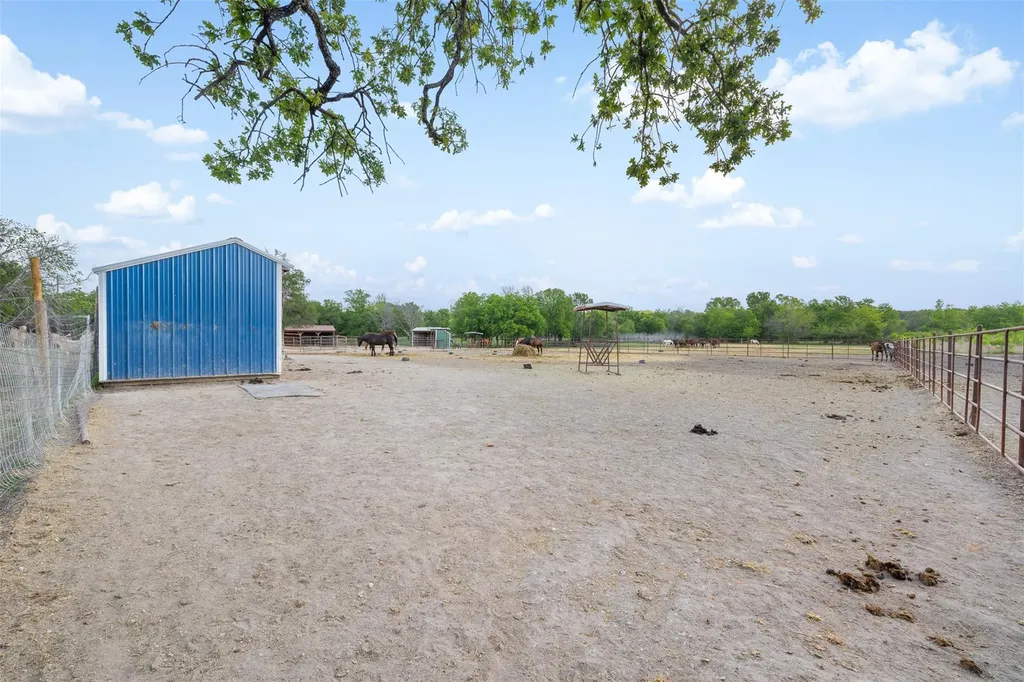203 Saffles Road Waco TX 76706