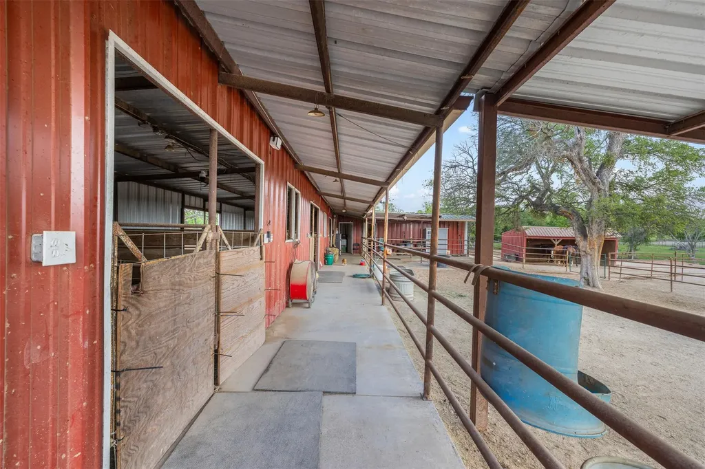 203 Saffles Road Waco TX 76706