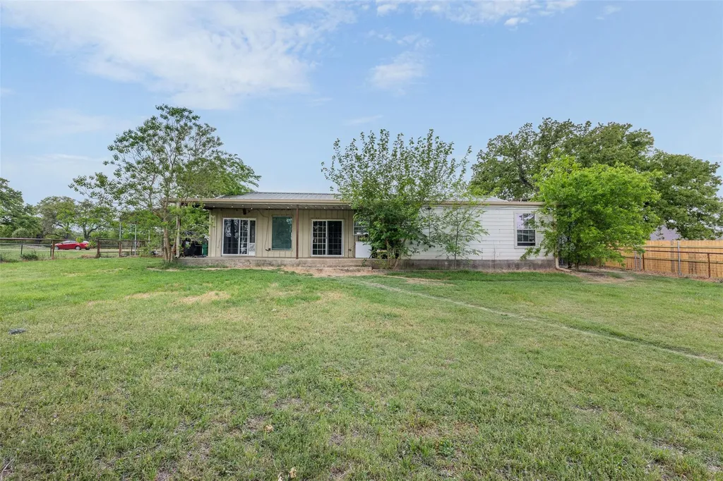 203 Saffles Road Waco TX 76706