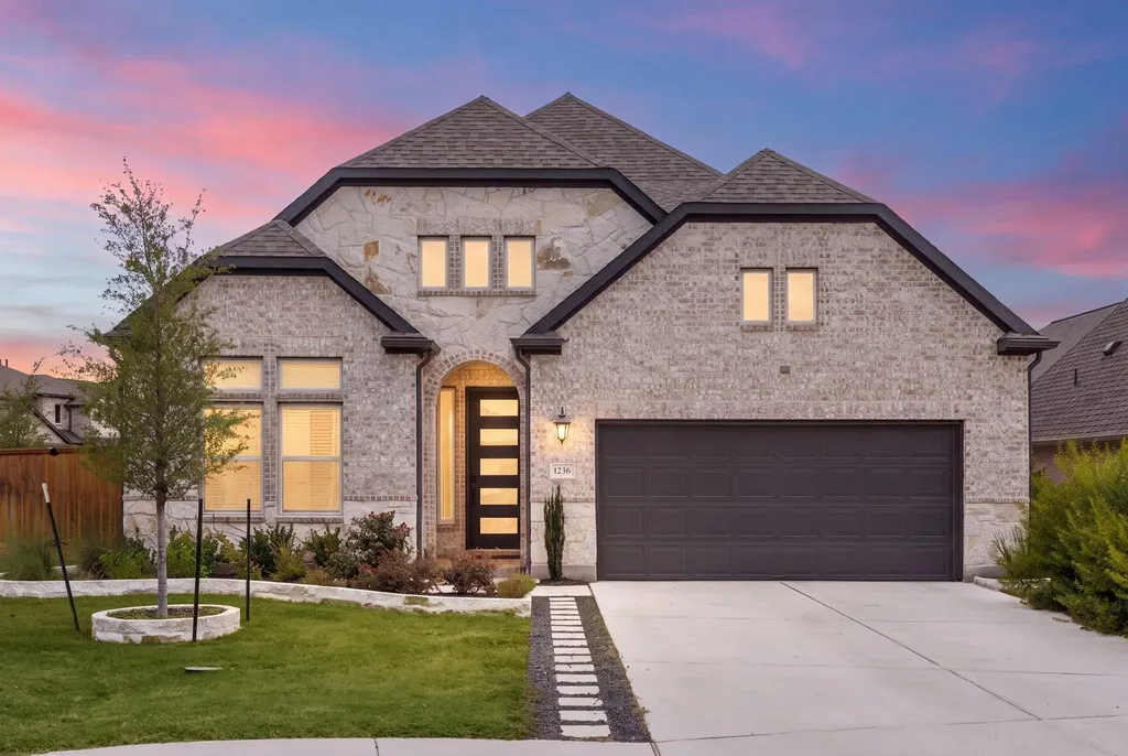 1236 Scenic Green Loop Georgetown TX 78628