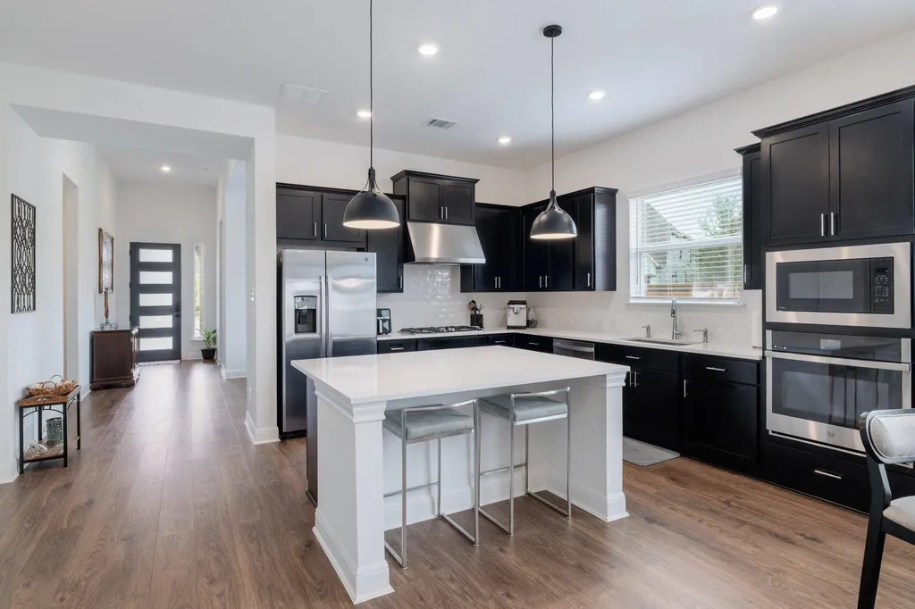 1236 Scenic Green Loop Georgetown TX 78628