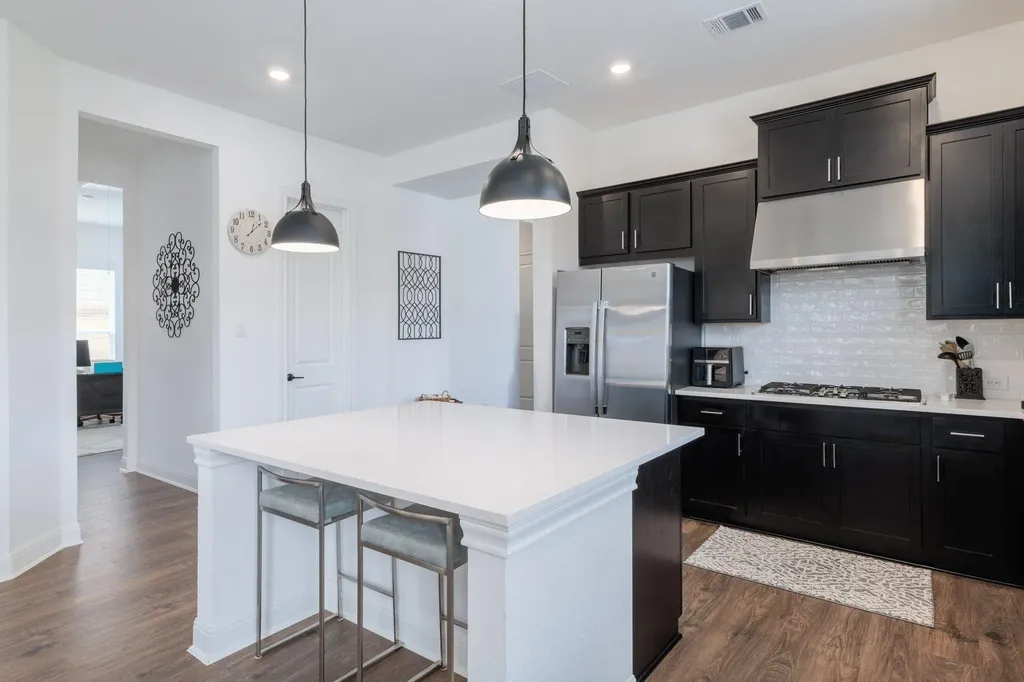 1236 Scenic Green Loop Georgetown TX 78628