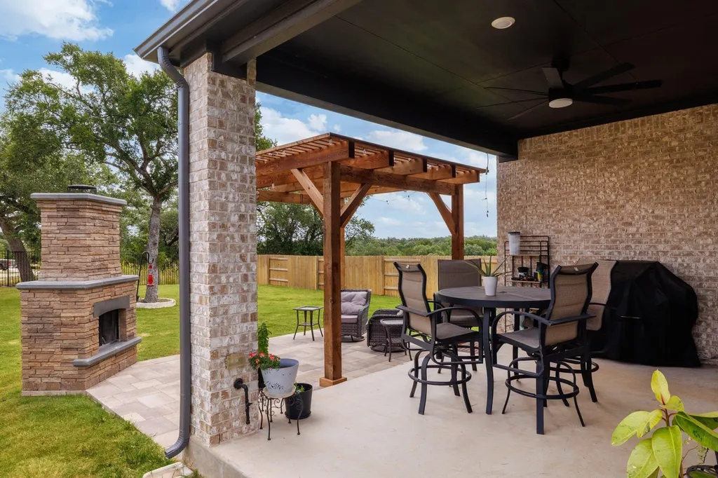 1236 Scenic Green Loop Georgetown TX 78628