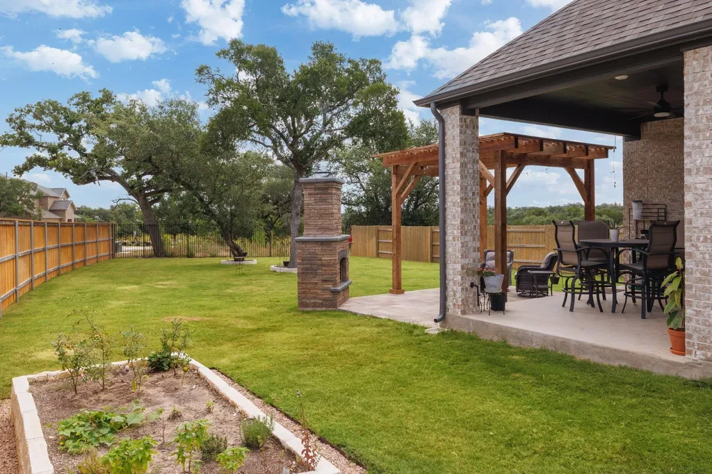 1236 Scenic Green Loop Georgetown TX 78628