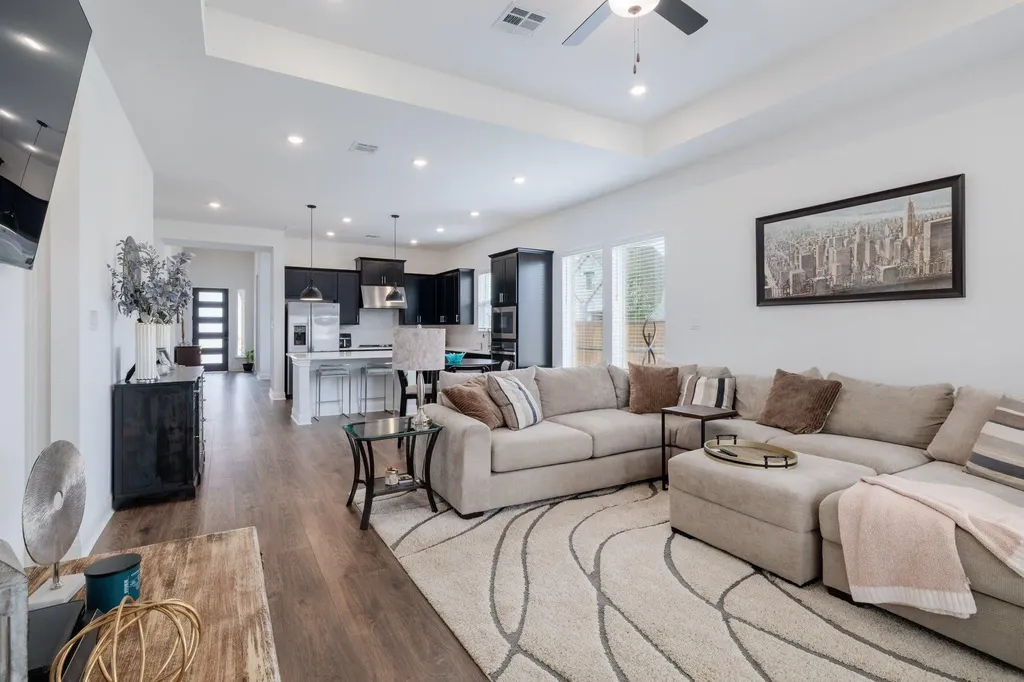 1236 Scenic Green Loop Georgetown TX 78628