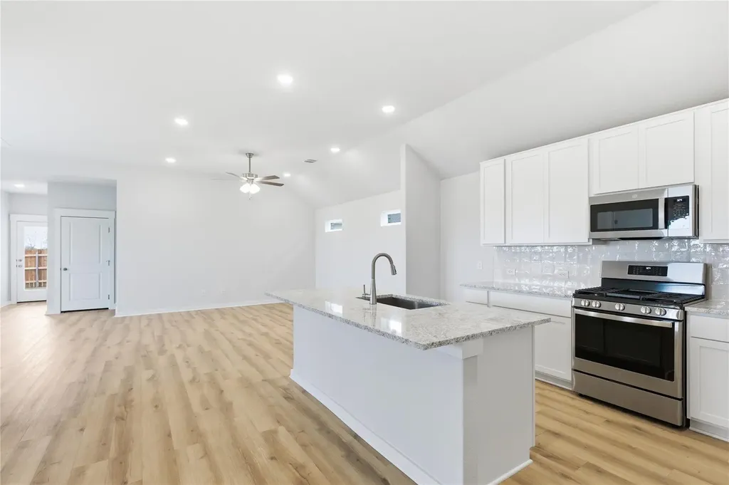 175 Bellie Lane Kyle TX 78640