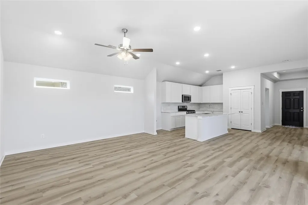 175 Bellie Lane Kyle TX 78640