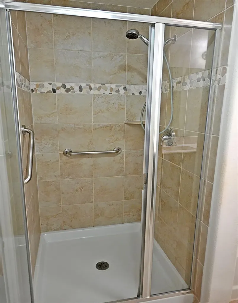 2108 Maplewood Drive Leander TX 78641