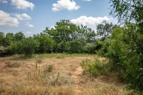 16385 Donop Road Elmendorf TX 78112
