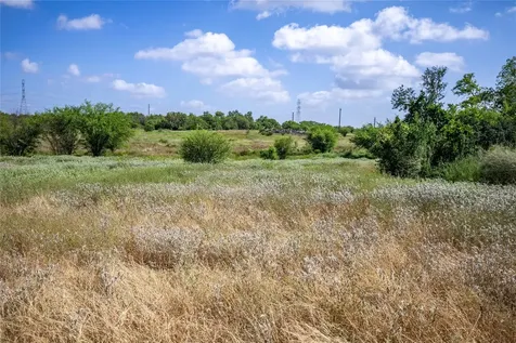 16385 Donop Road Elmendorf TX 78112