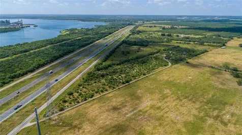 16385 Donop Road Elmendorf TX 78112