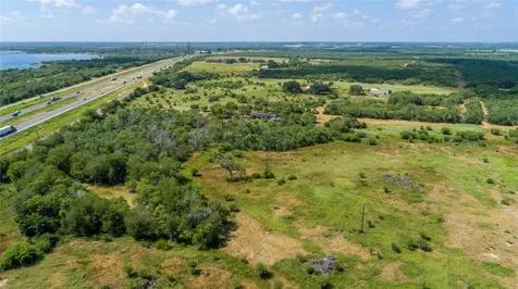 16385 Donop Road Elmendorf TX 78112