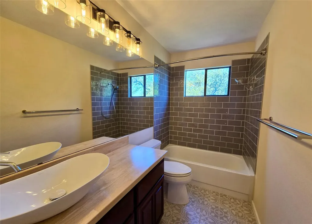 11502 Cherry Hearst Court Austin TX 78750