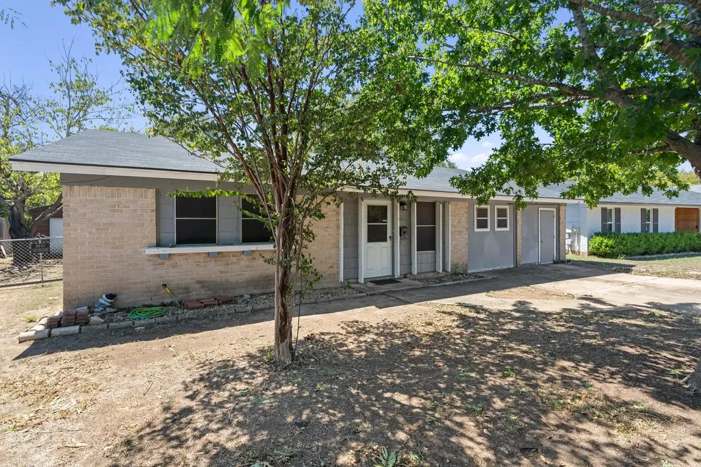 5111 Meadow Creek Drive Austin TX 78745