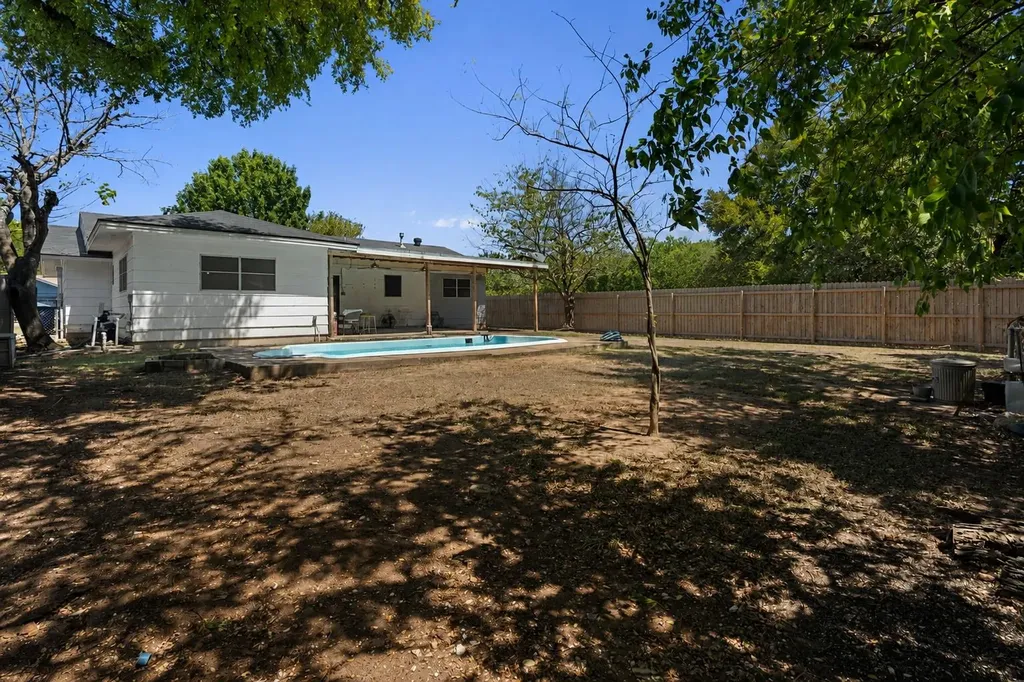 5111 Meadow Creek Drive Austin TX 78745