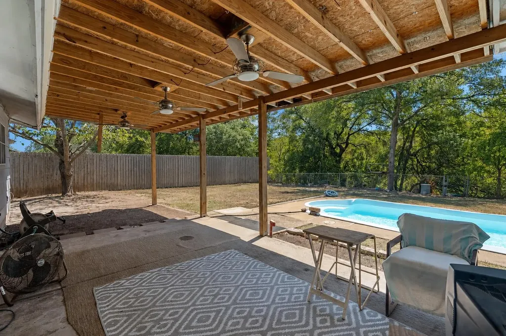 5111 Meadow Creek Drive Austin TX 78745