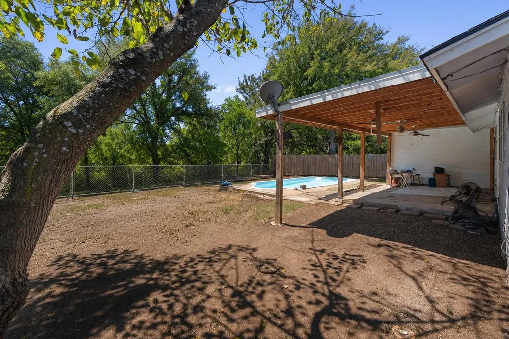 5111 Meadow Creek Drive Austin TX 78745
