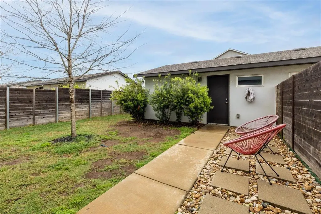 5501-A Charles Merle Drive Austin TX 78747