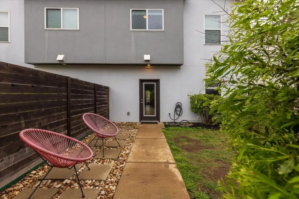 5501-A Charles Merle Drive Austin TX 78747