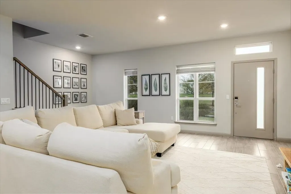 5501-A Charles Merle Drive Austin TX 78747