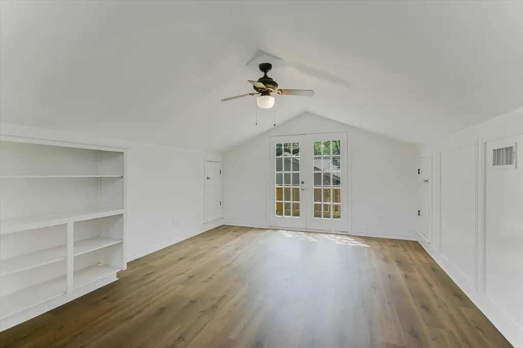 7001 Narrow Oak Trail Austin TX 78759