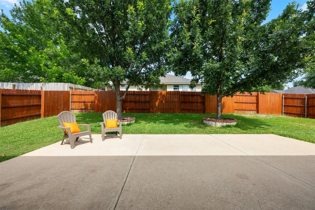 1916 Shaker Trail Austin TX 78754