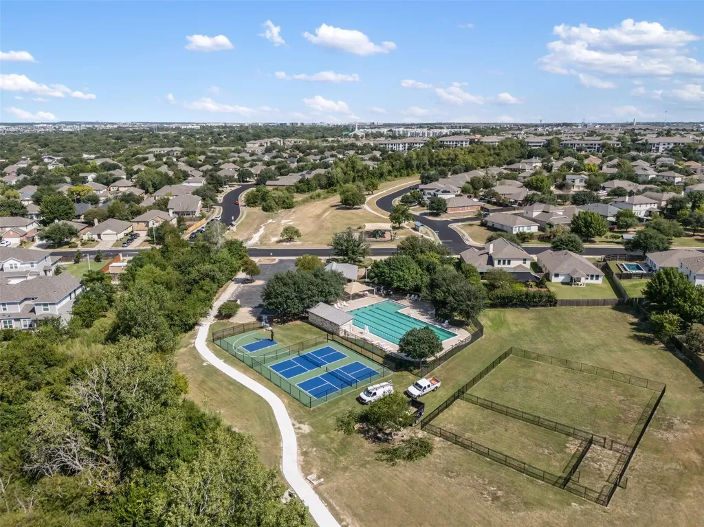 1916 Shaker Trail Austin TX 78754