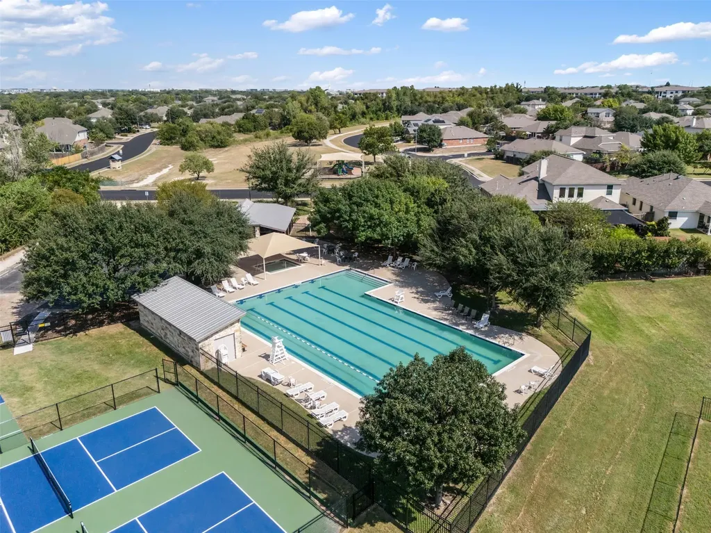 1916 Shaker Trail Austin TX 78754