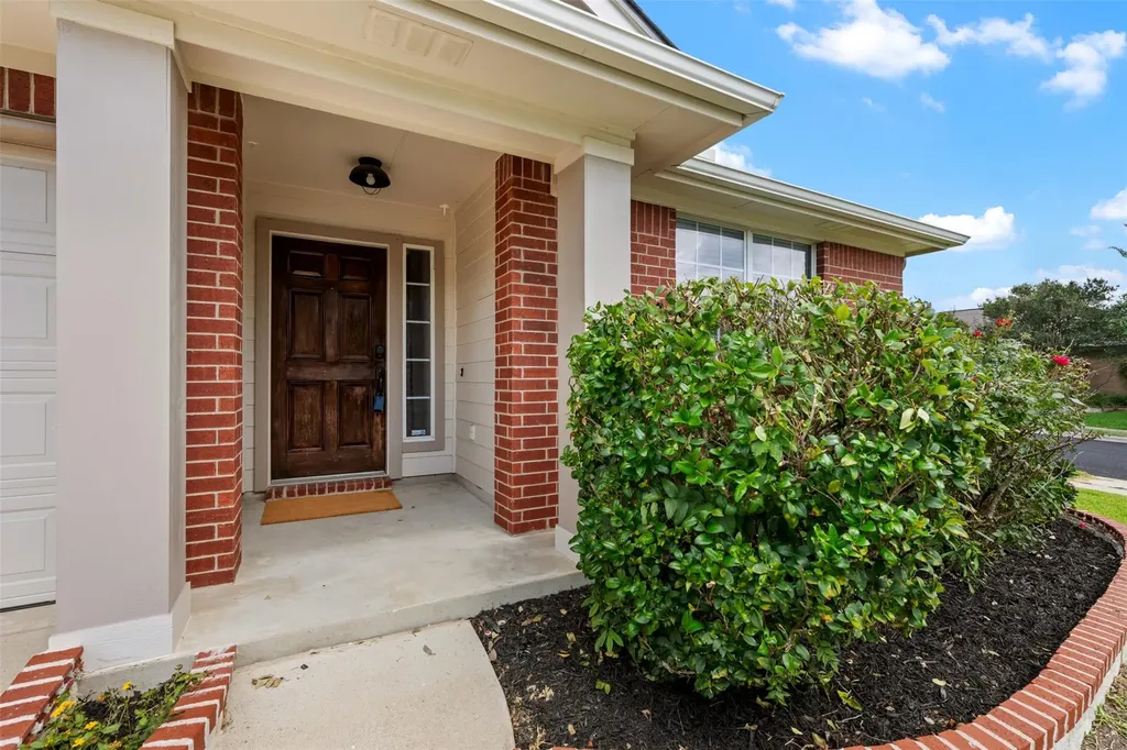 1916 Shaker Trail Austin TX 78754