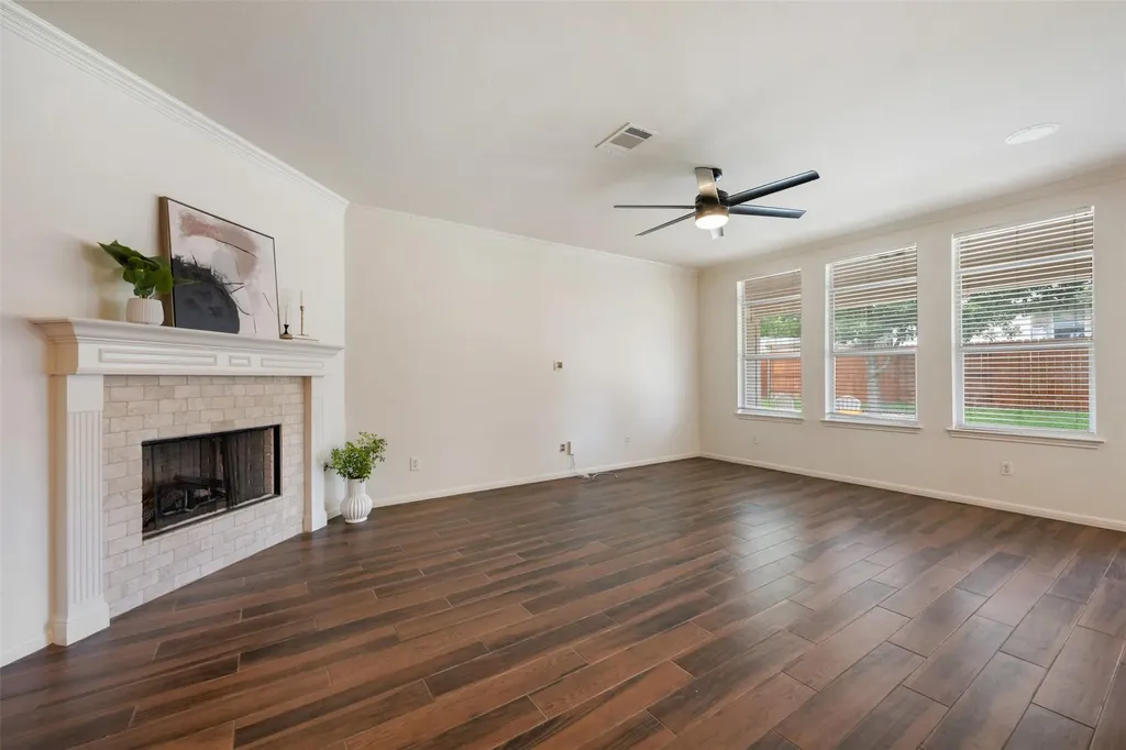 1916 Shaker Trail Austin TX 78754