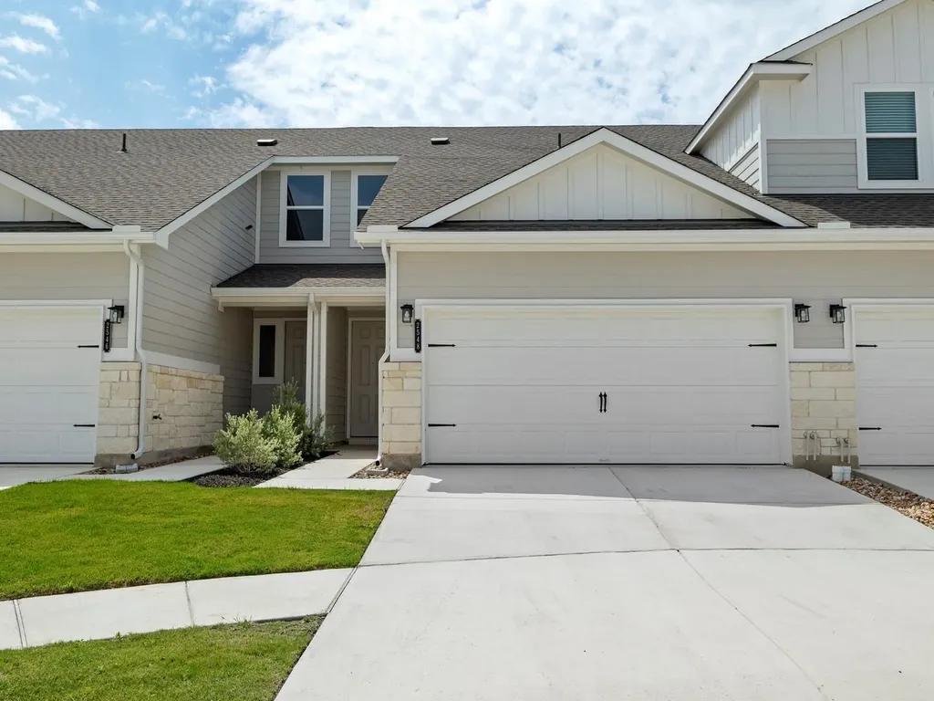 2548 Jack Nora Way Round Rock TX 78665